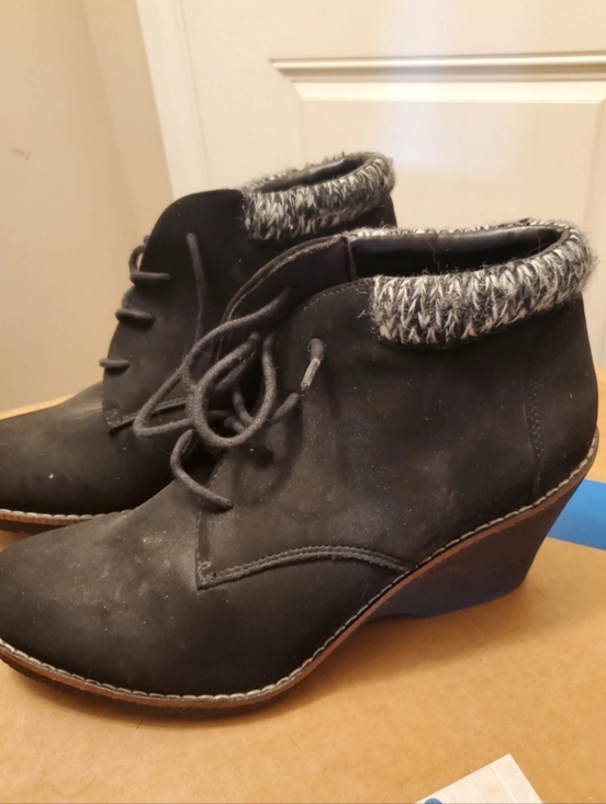 White Mountain Shoes - NEW White Mountain "Lilac" Wedge Booties | Size 11 | NWOT